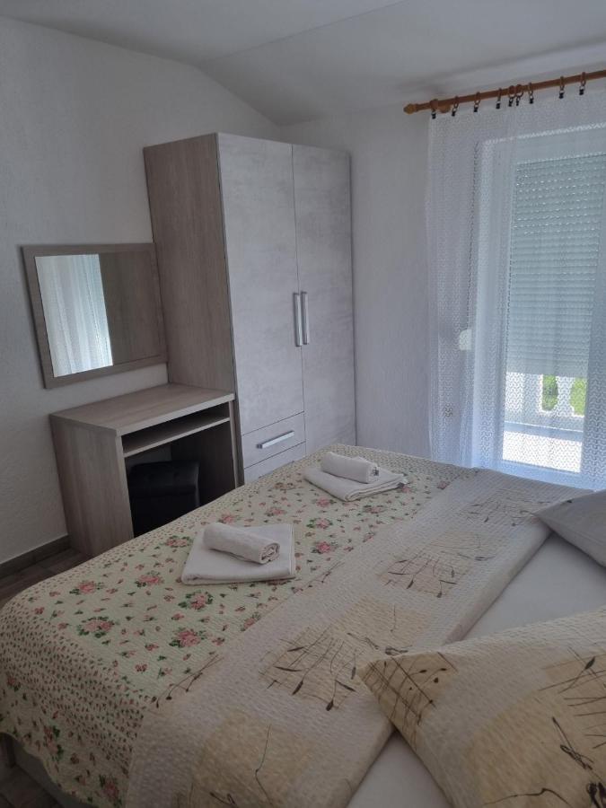 Ljubica & Ante Paparic Appartement Lopar Buitenkant foto