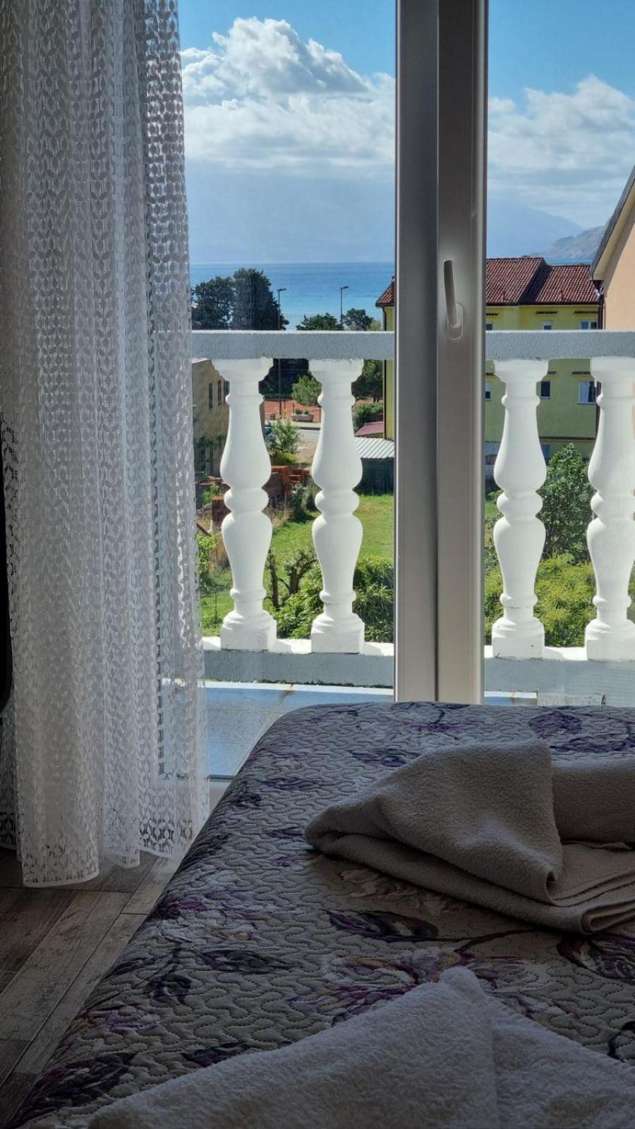Ljubica & Ante Paparic Appartement Lopar Buitenkant foto